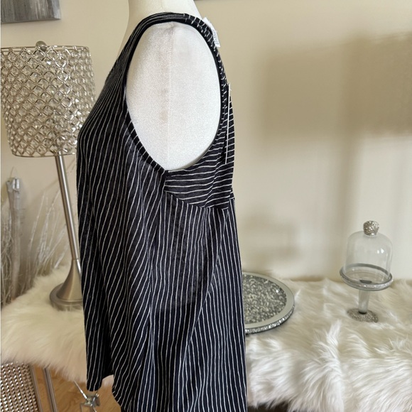 Women’s Designer Lot Of 4 NWT Summer Shirts Tops Blouses Sz XL Retail $210 - Picture 2 of 16